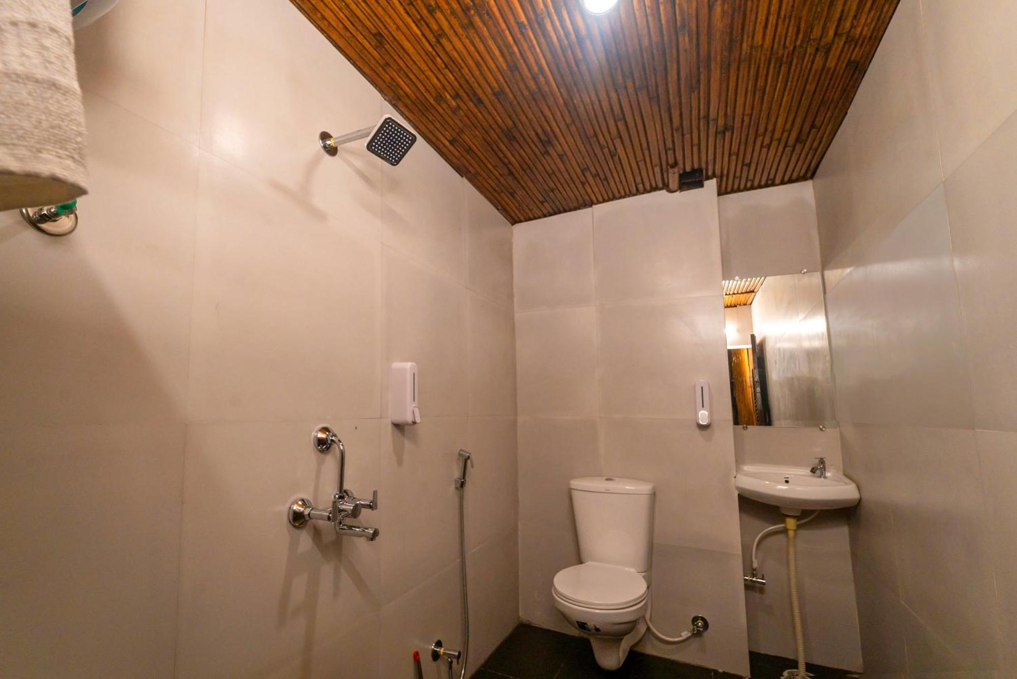 Venice View Hotel & Restaurant Удайпур Екстериор снимка